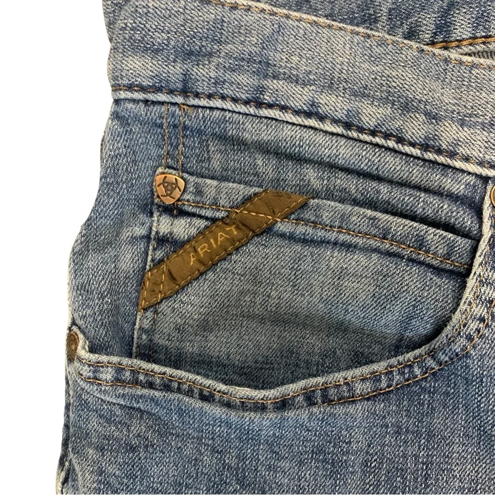 ARIAT M4 Relaxed Fit Straight Leg Jeans - Men’s Size 36x30‎